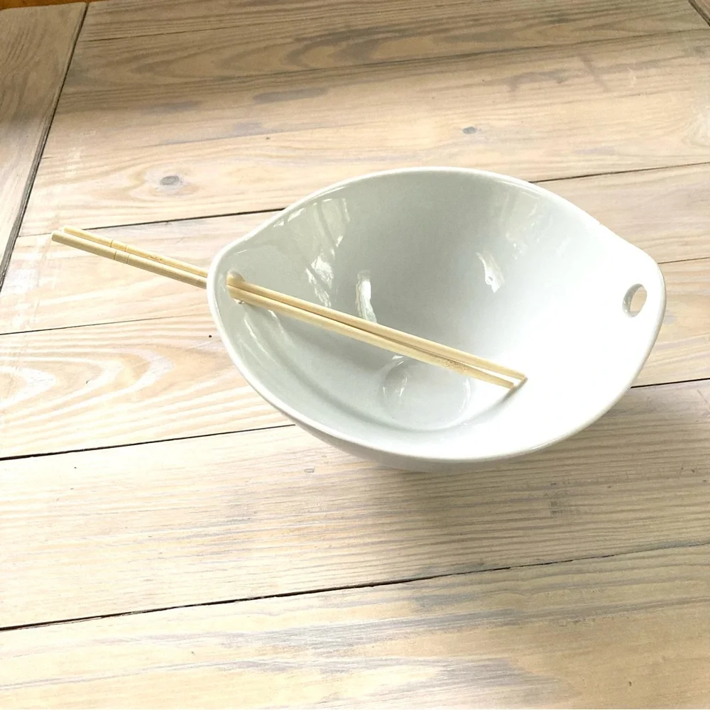PIER 1 Kai Noodle Ramen Rice Bowl with Chopsticks Creamy White 7.25 x 3.24 in